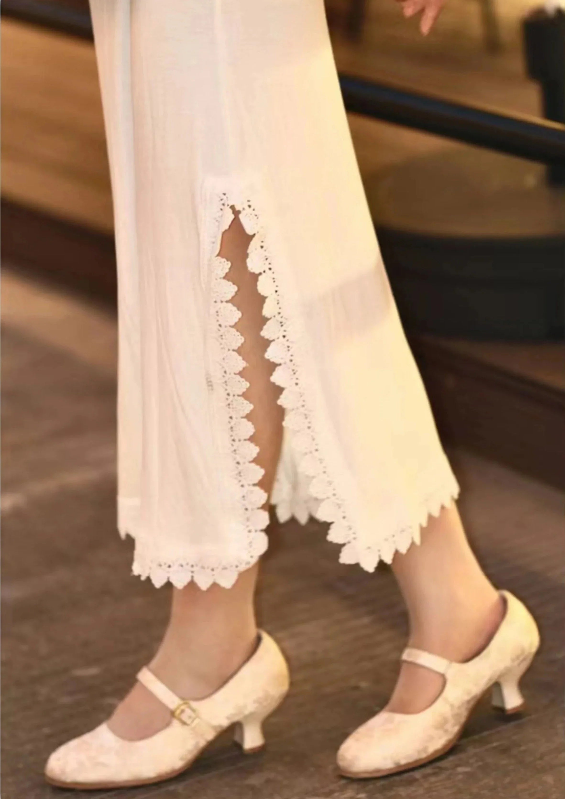 Xiao Mo 小默 Robe à enfiler en dentelle Qipao