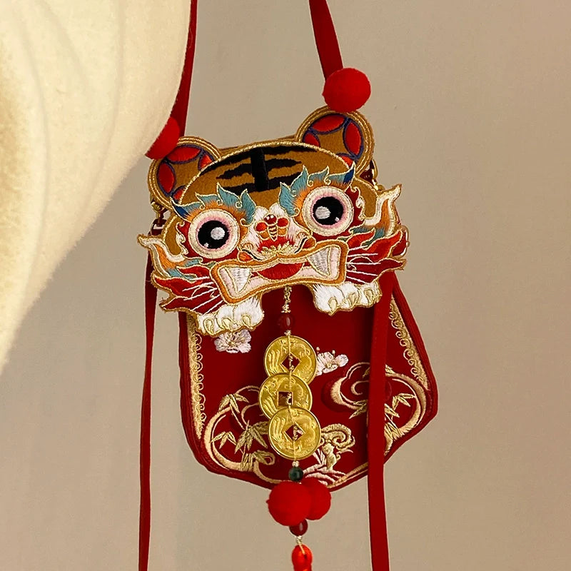 Porte-monnaie brodé Lucky Tiger 如虎 pour téléphone