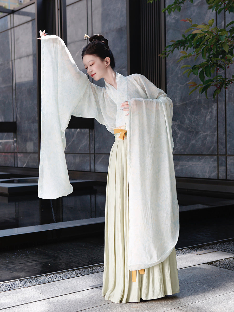 Shui Cai 水彩 Ensemble Ruqun de la dynastie du Nord et du Sud modernisé à l'aquarelle