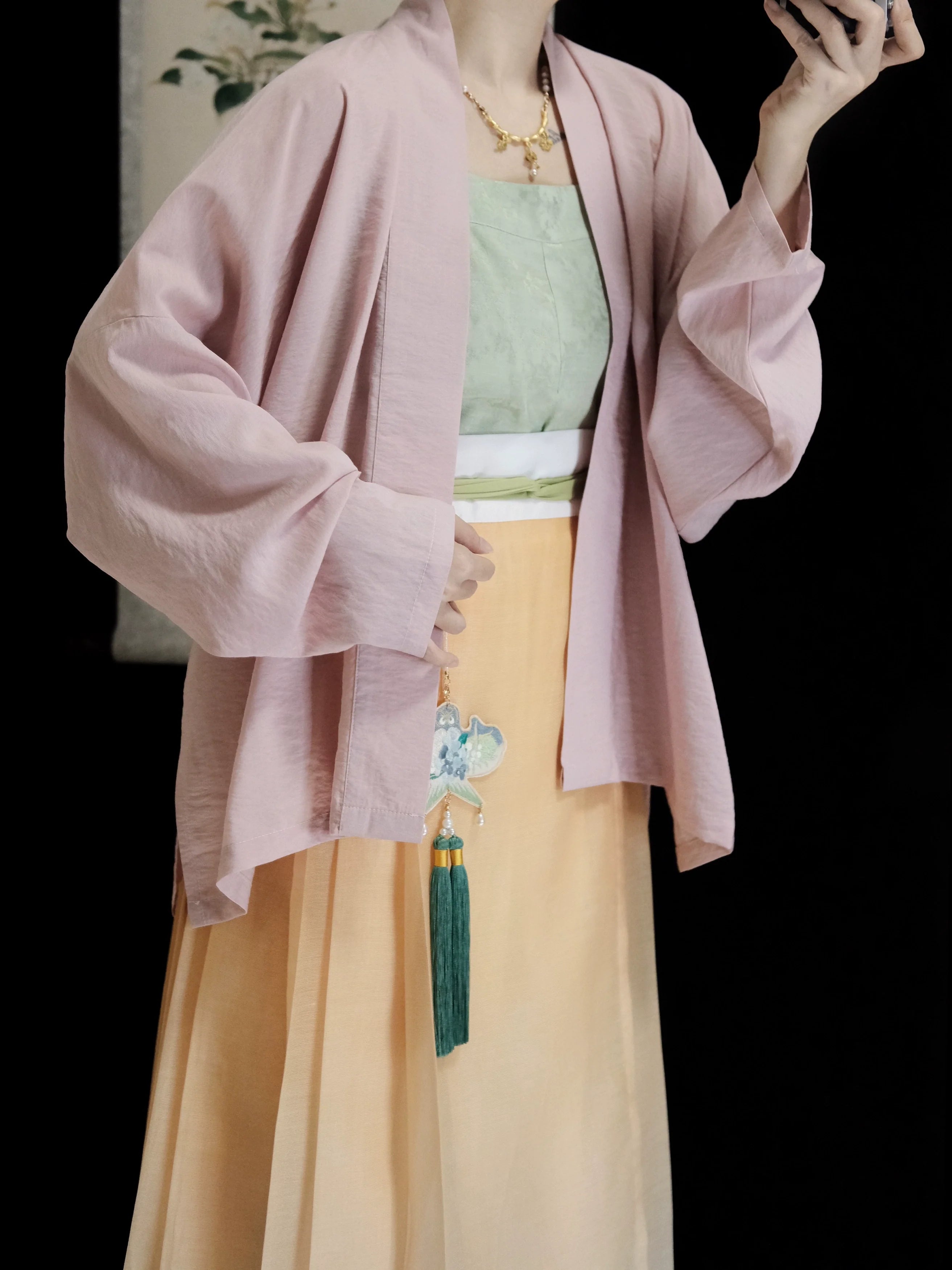 Dong Men 东门 Нижнее белье Moxiong с жемчужной отделкой Восточных ворот династии Сун