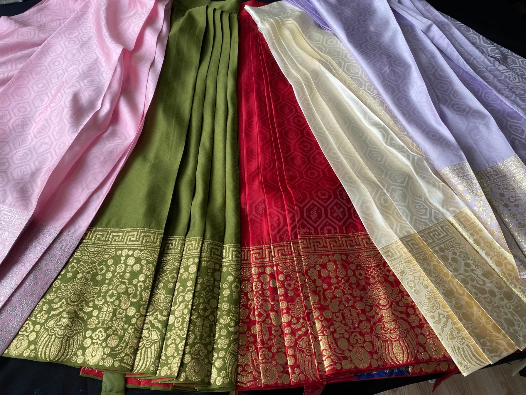 Бао Цза 宝藏 Драгоценные сокровища Юбка Мамиан династии Мин