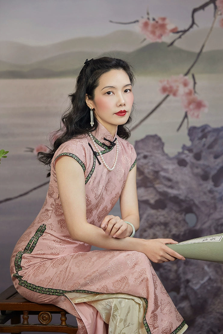 Tao Fen 桃粉 Персиковый пудровый атласный жаккардовый узор 1930-х годов Qipao