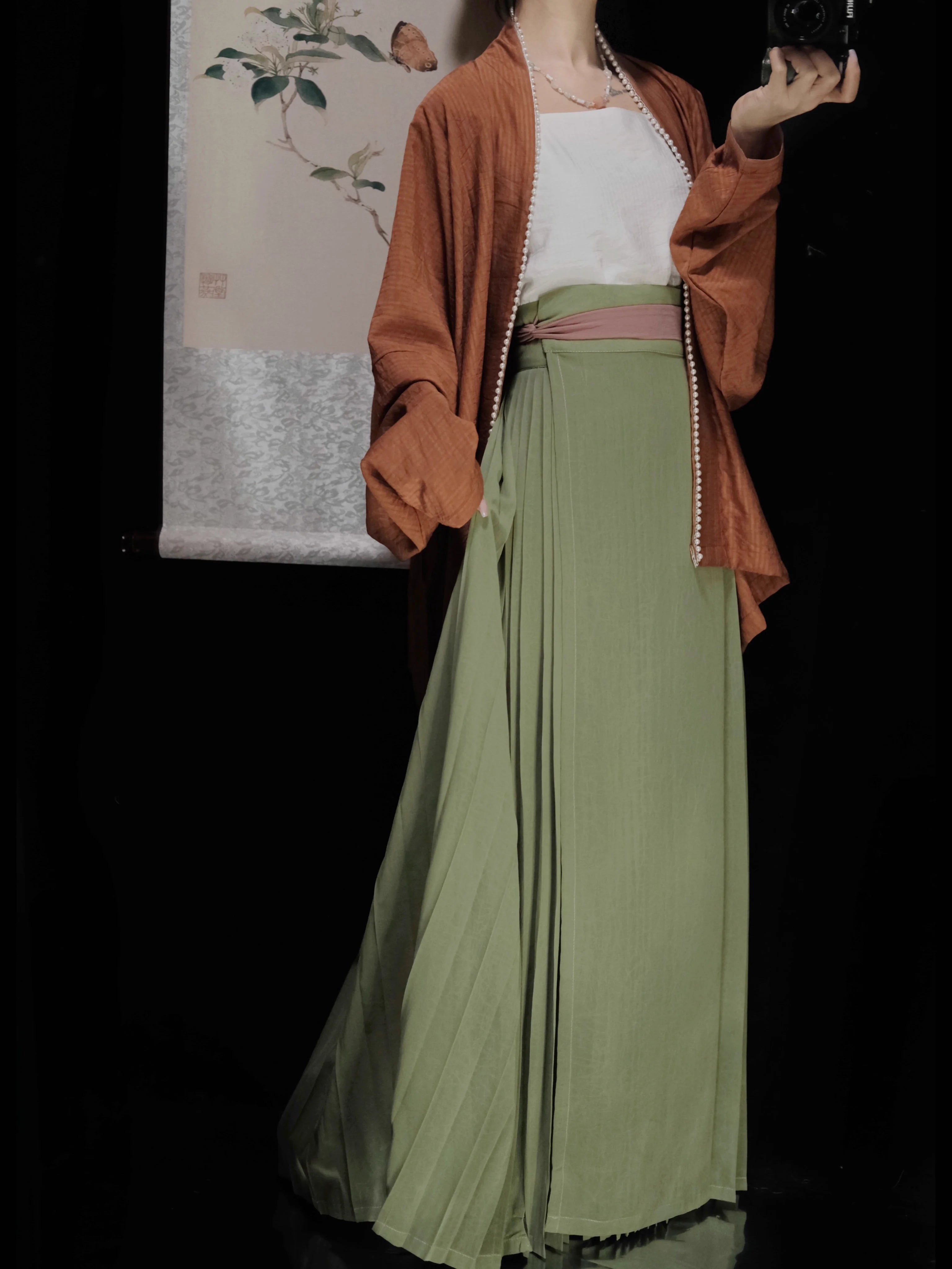 Pu Tao 葡萄 Raisin Dynastie Song Diverses jupes Baidiequn