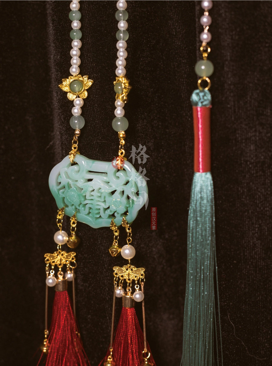 Юлин Суо 玉铃锁 Медальон с нефритовым колокольчиком, ожерелье с облаком на спине в стиле поздней династии Мин