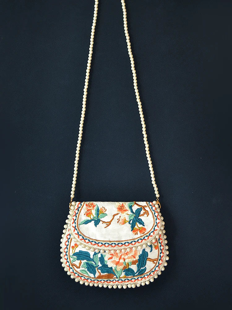 Zhongxia 仲夏 Sac à main brodé Midsummer