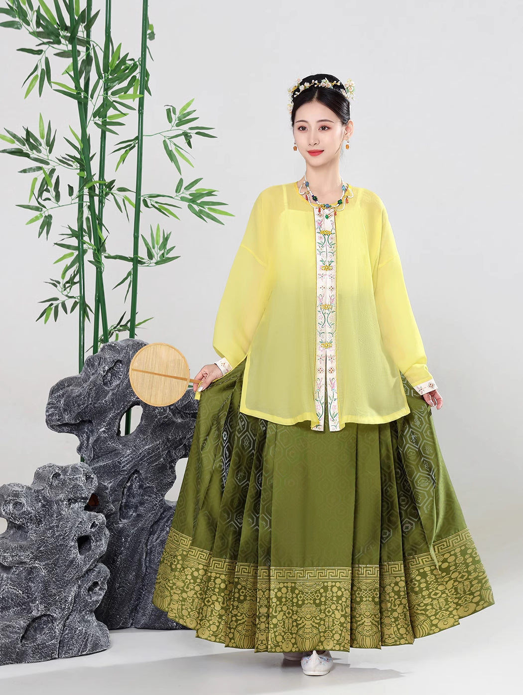 Бао Цза 宝藏 Драгоценные сокровища Юбка Мамиан династии Мин