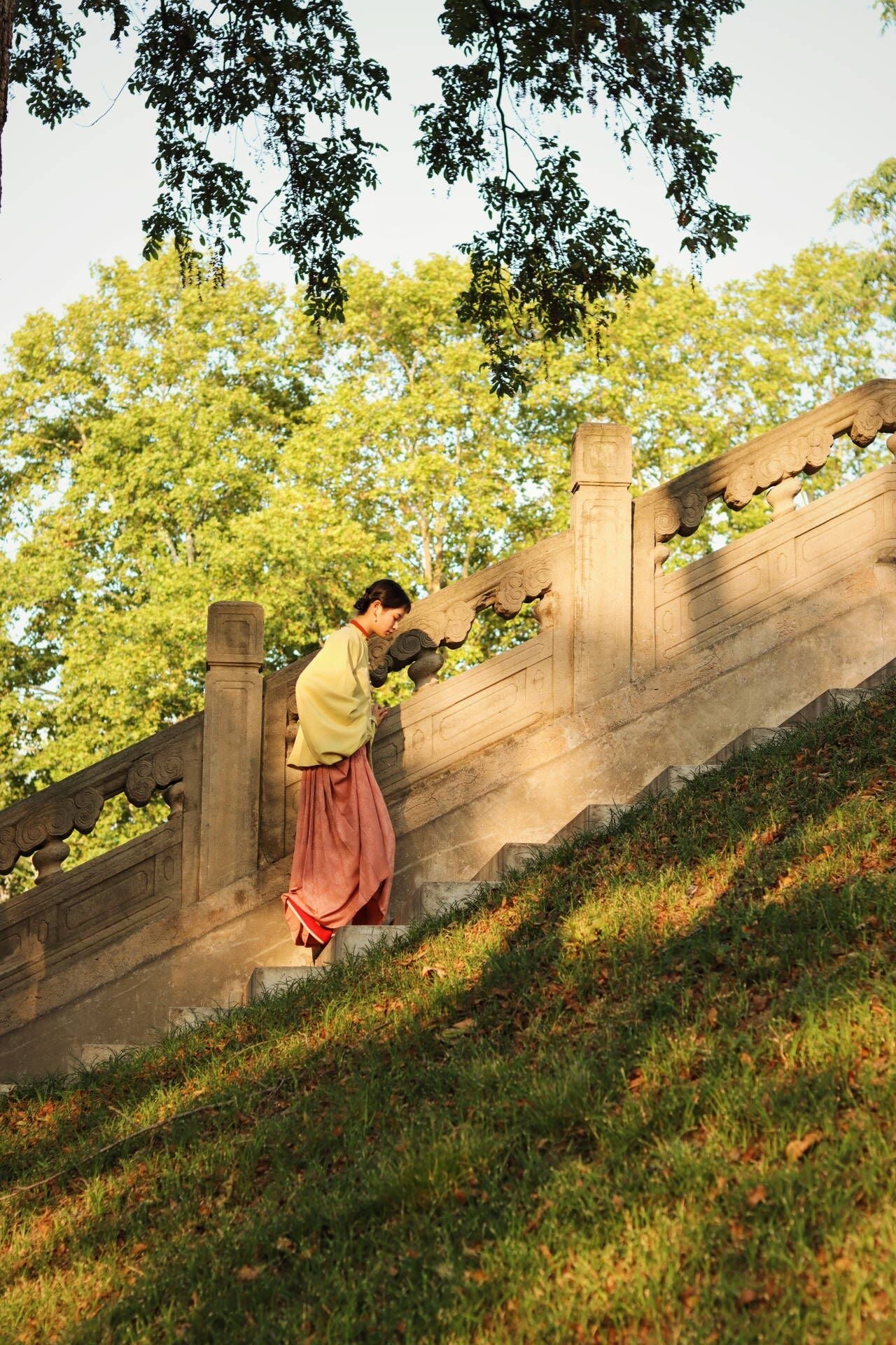 Яичный желток 熟蛋 Династия Мин, контрастный воротник, рукава пипа, рубашка Liling Duijin