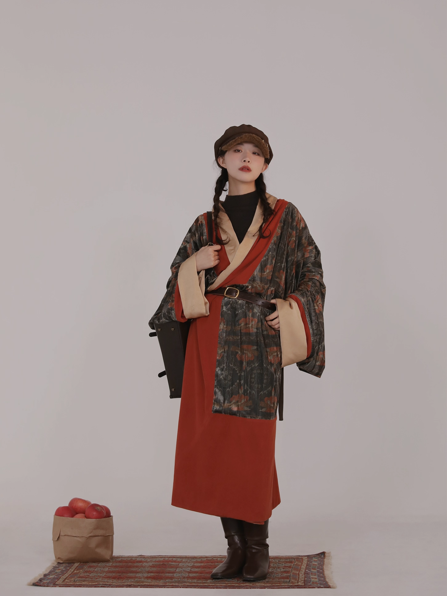 Fu Qin 抚琴 Playing the Zither Modernized Han Reversible Velvet Zhiju Straight Hem Robe Coat