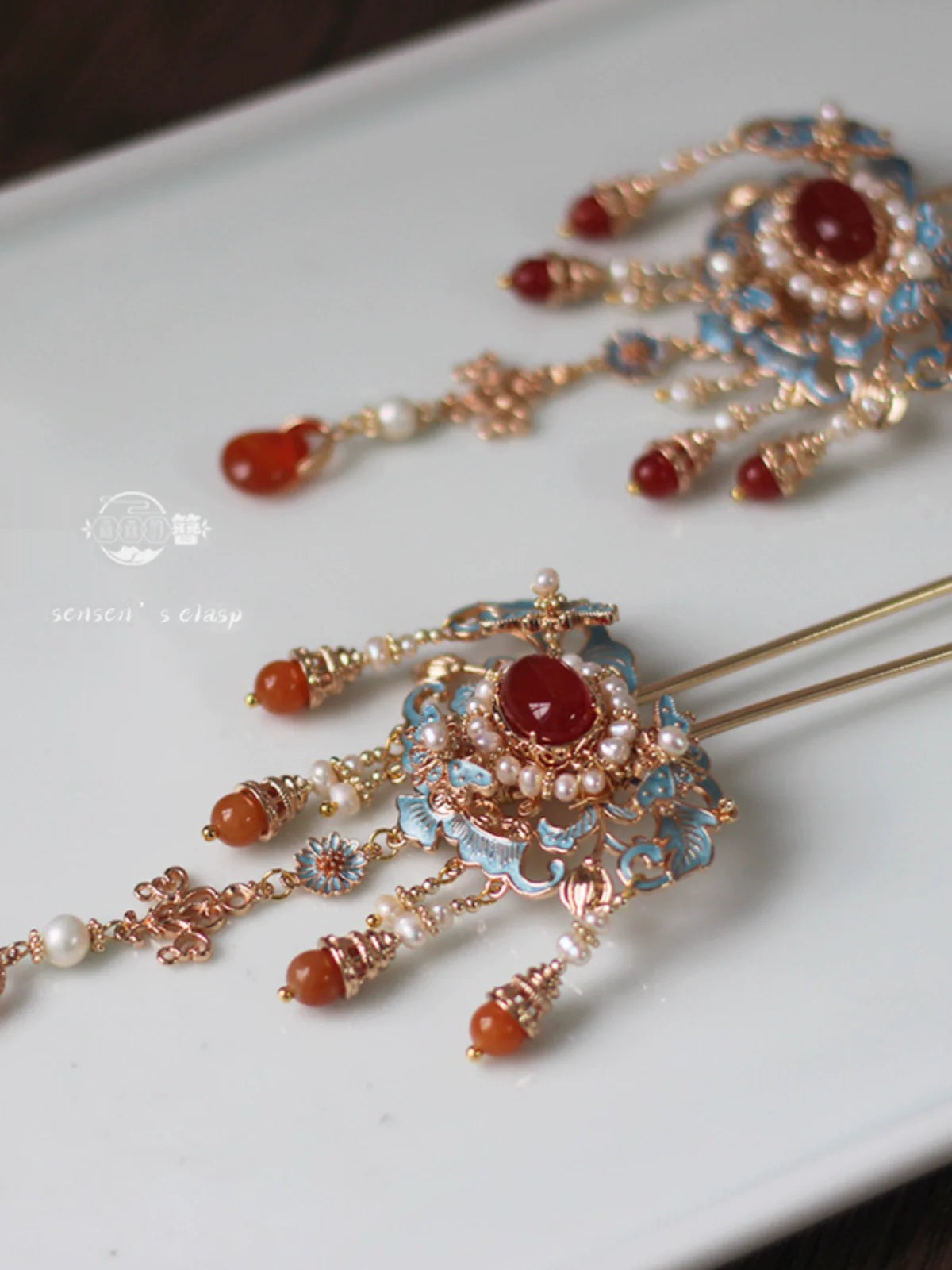 Moshang Yan 陌上烟 Mist on the Country Path Bian Zan Side Tassel Hairpin